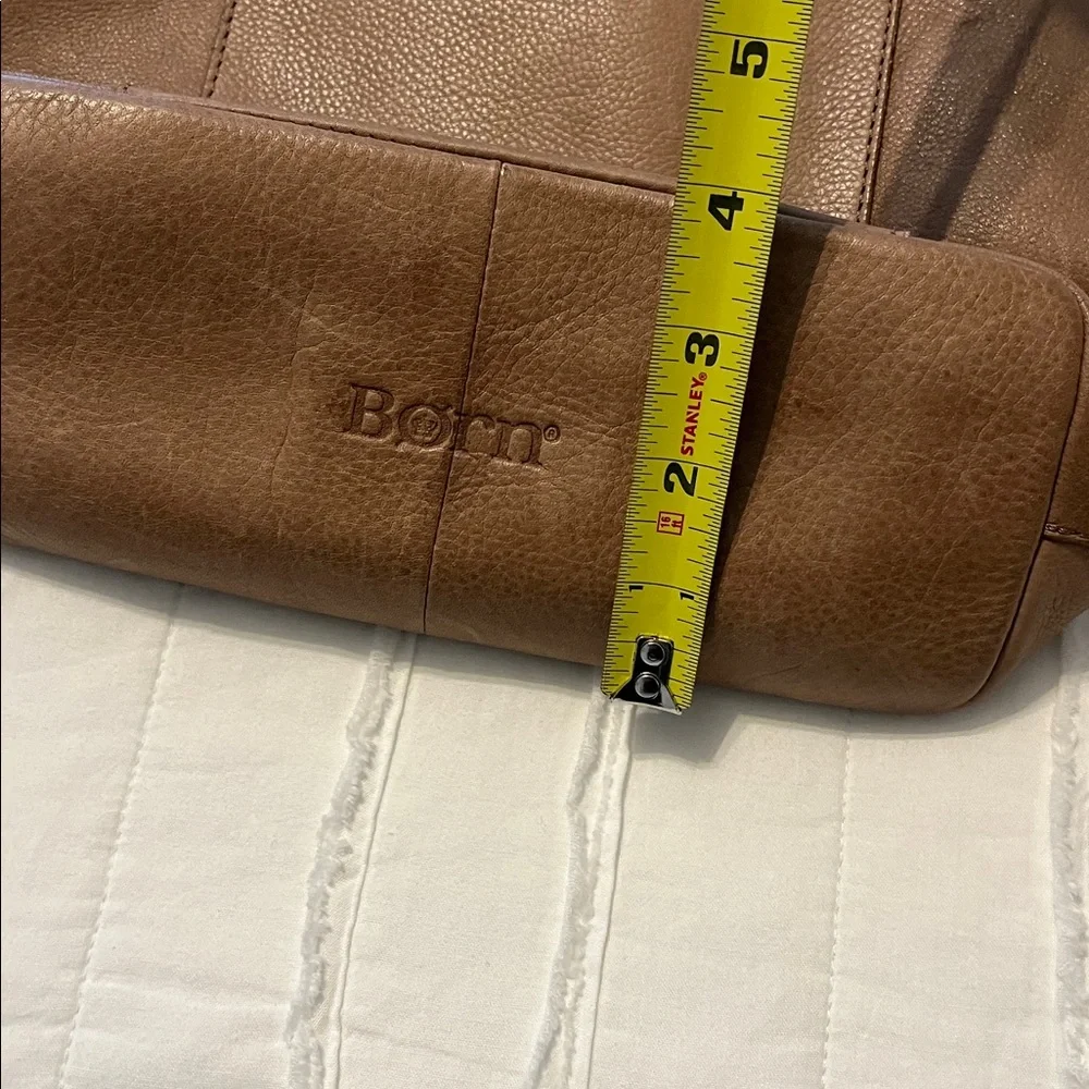 BORN Morley leather crossbody/hobo bag - Picture 12 of 16